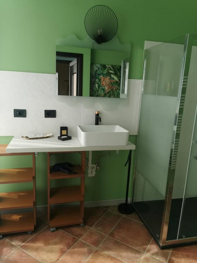 Aura Symphony Home Como Eksteriør billede